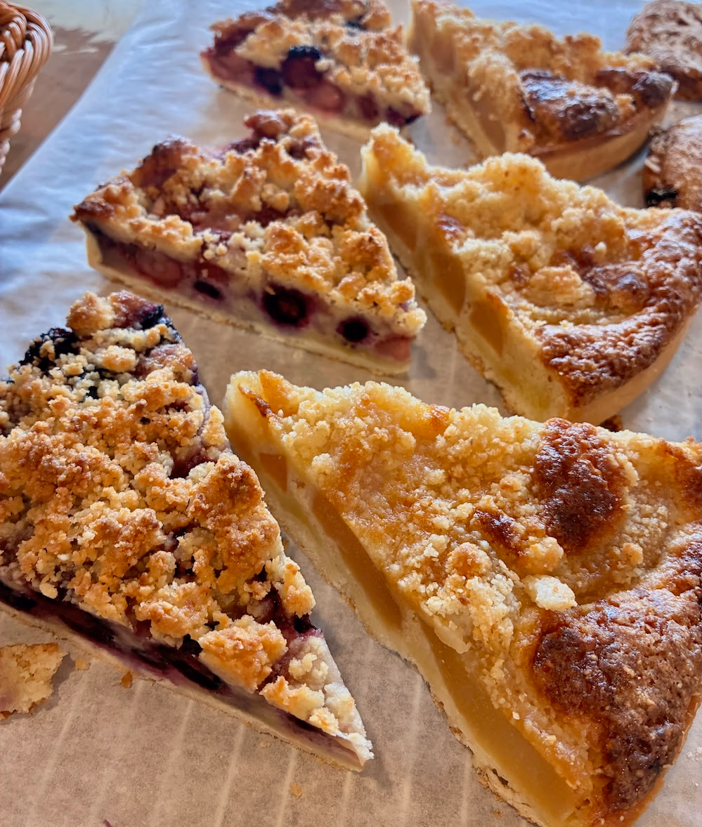 mixed berry crumble